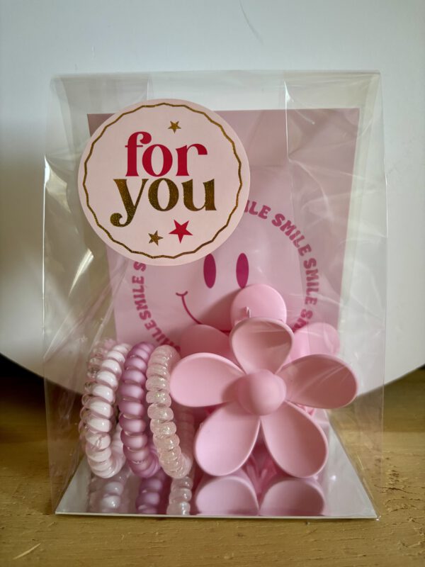 Haarklem bloem roze - 4 draai elastiekjes - kaart Smile