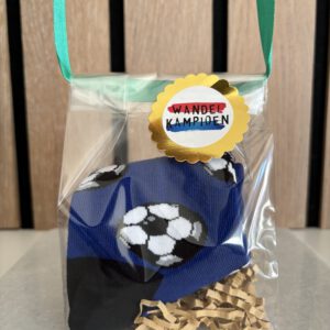 Avondvierdaagse traktatie | sokken voetbal maat 33-38