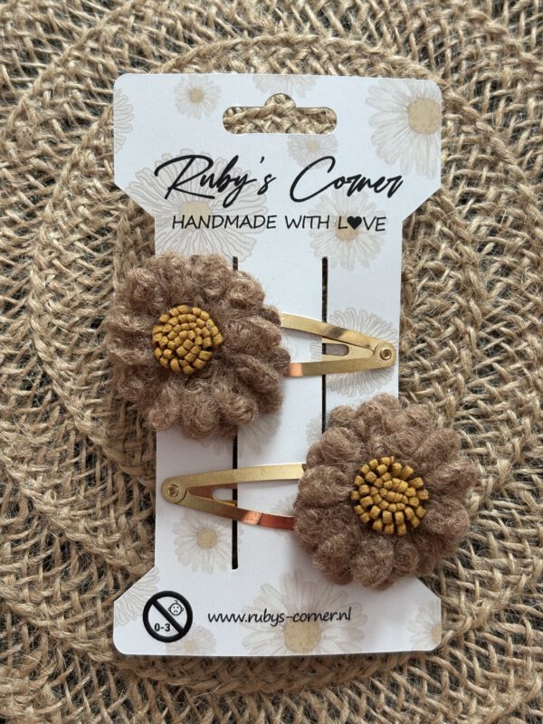 Klik klak speldjes bloem Ruby's Corner