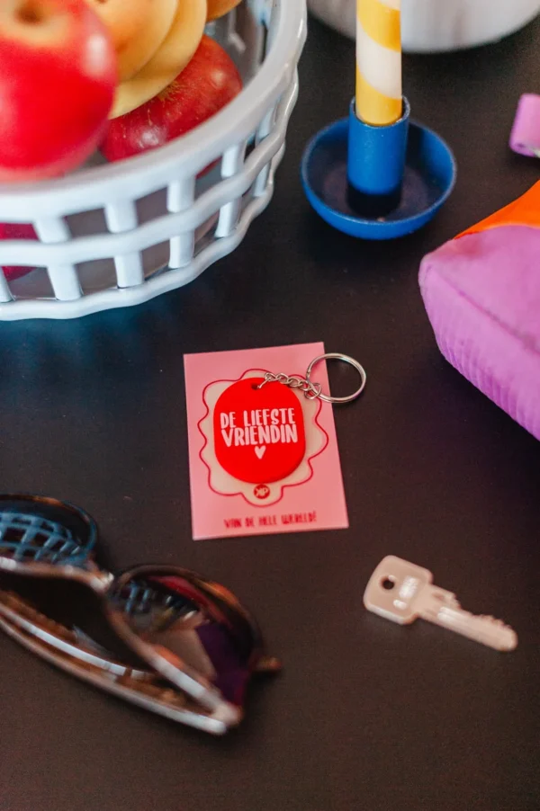 Sleutelhanger – De liefste vriendin – rood – ovaal 5 x 3,6 cm - Afbeelding 3