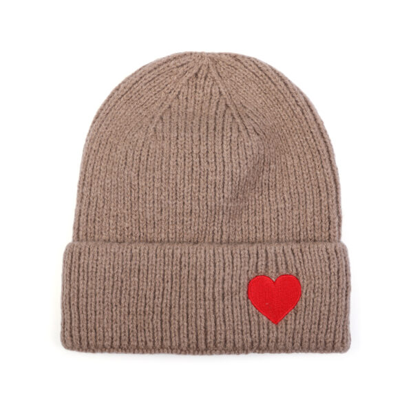 Muts khaki met hartje rood