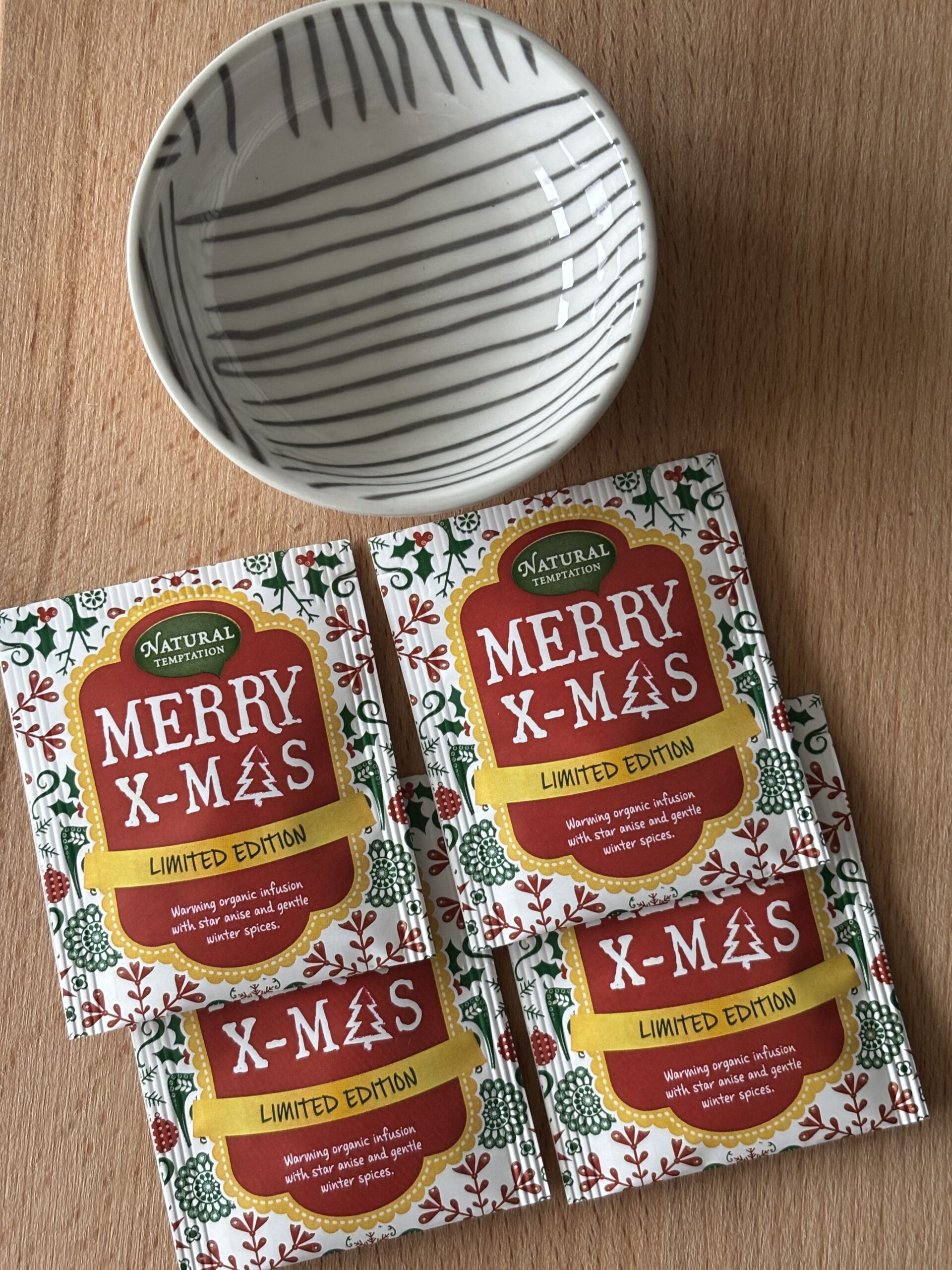 Kleine kerstattentie Merry Christmas thee en theetipje - Afbeelding 2