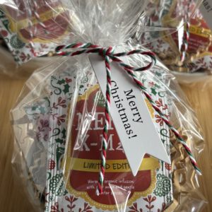 Kleine kerstattentie Merry Christmas thee en theetipje