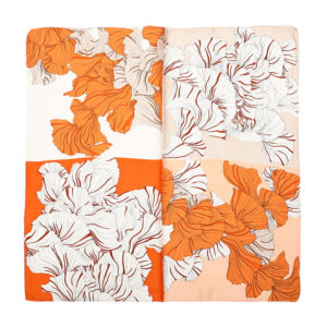 Sjaaltje offwhite / oranje 70x70 cm