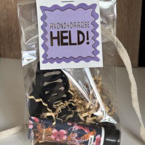 Avondvierdaagse traktatie haarklem en handcrème