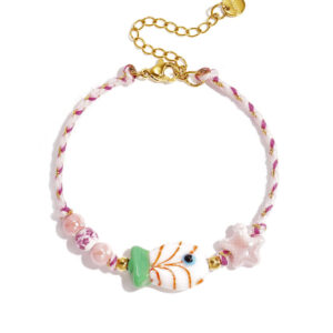 Kralenarmband met touwmotief roze vis en ster kralen